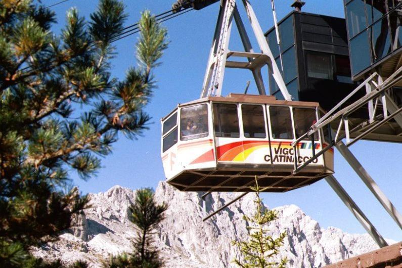 Hotel San Giovanni Vigo di Fassa Eksteriør billede