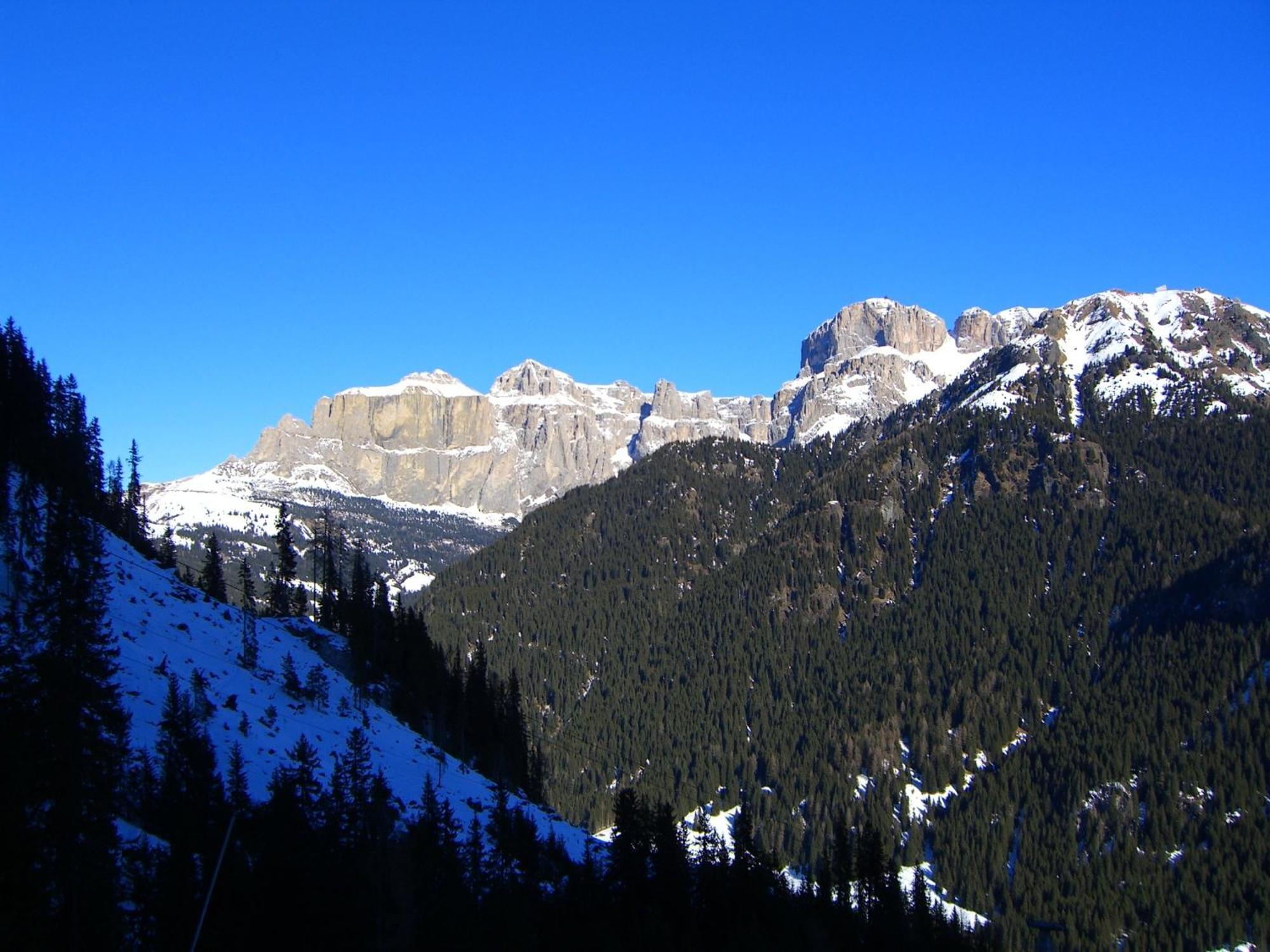 Hotel San Giovanni Vigo di Fassa Eksteriør billede