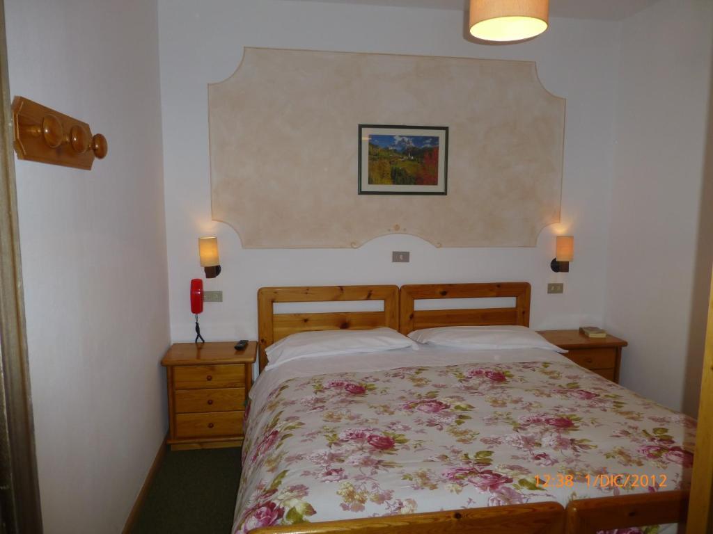 Hotel San Giovanni Vigo di Fassa Eksteriør billede