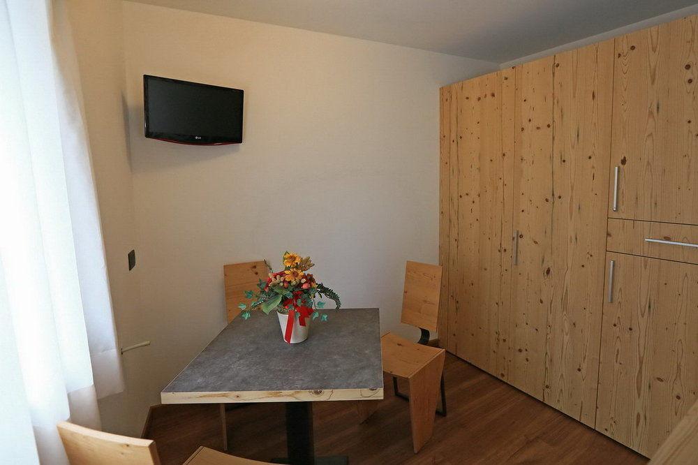 Hotel San Giovanni Vigo di Fassa Eksteriør billede