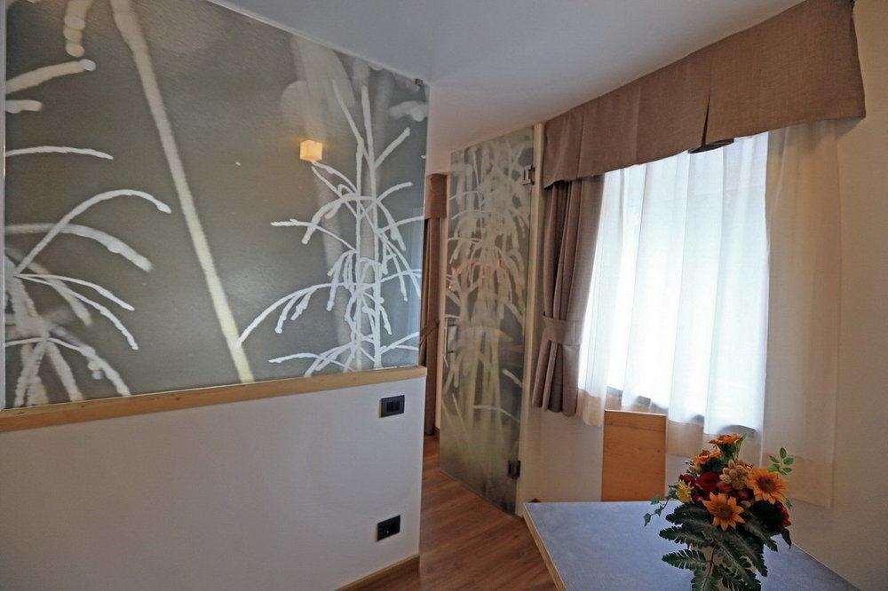 Hotel San Giovanni Vigo di Fassa Eksteriør billede