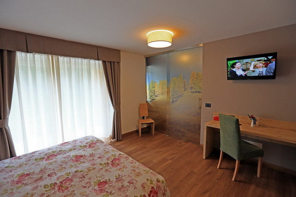 Hotel San Giovanni Vigo di Fassa Eksteriør billede